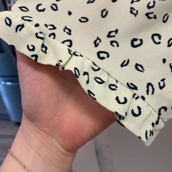 White Cheetah Print Blouse - Picture 2 of 6